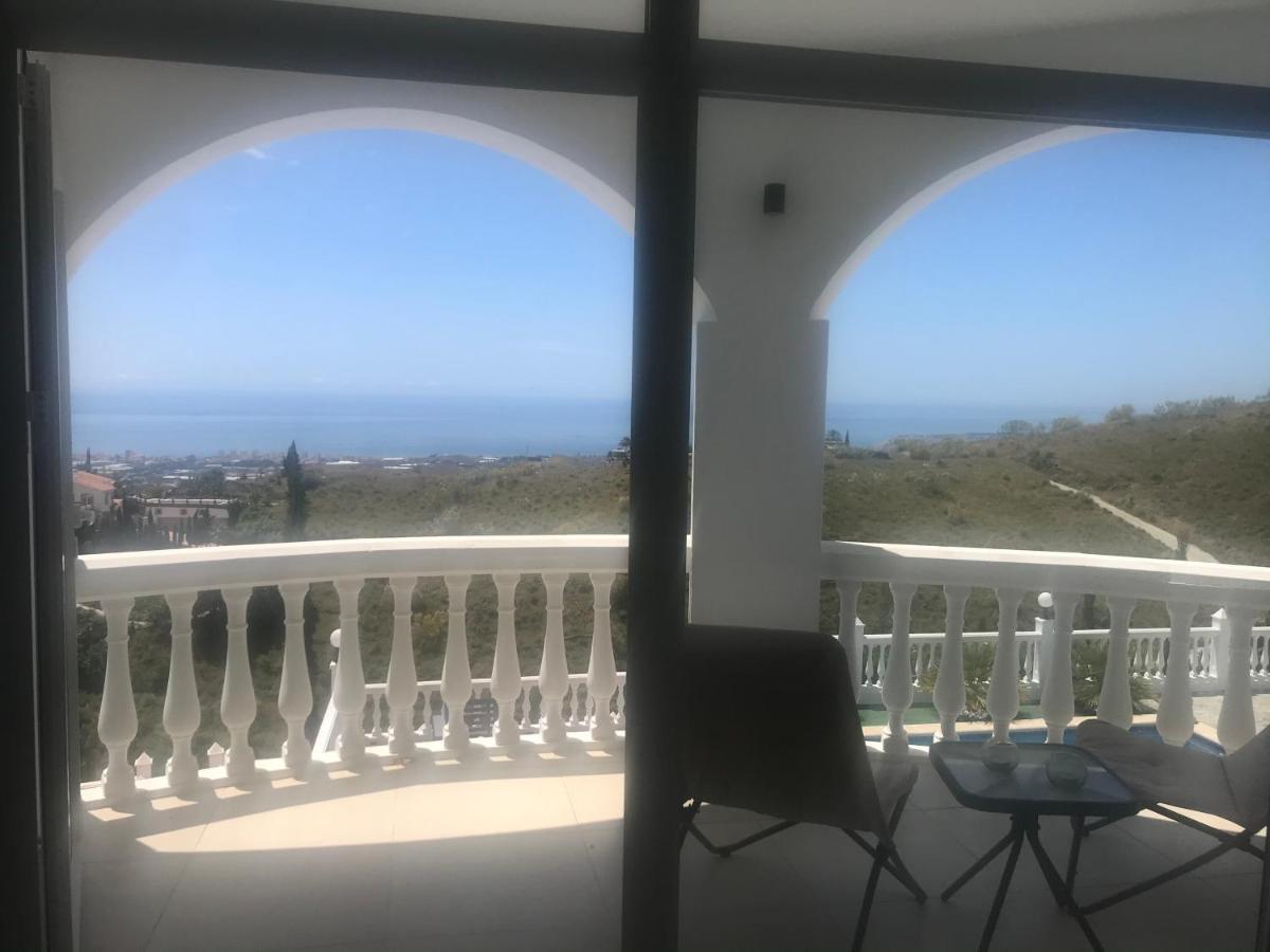 Villa Pura Vida Andalusien Algarrobo Buitenkant foto